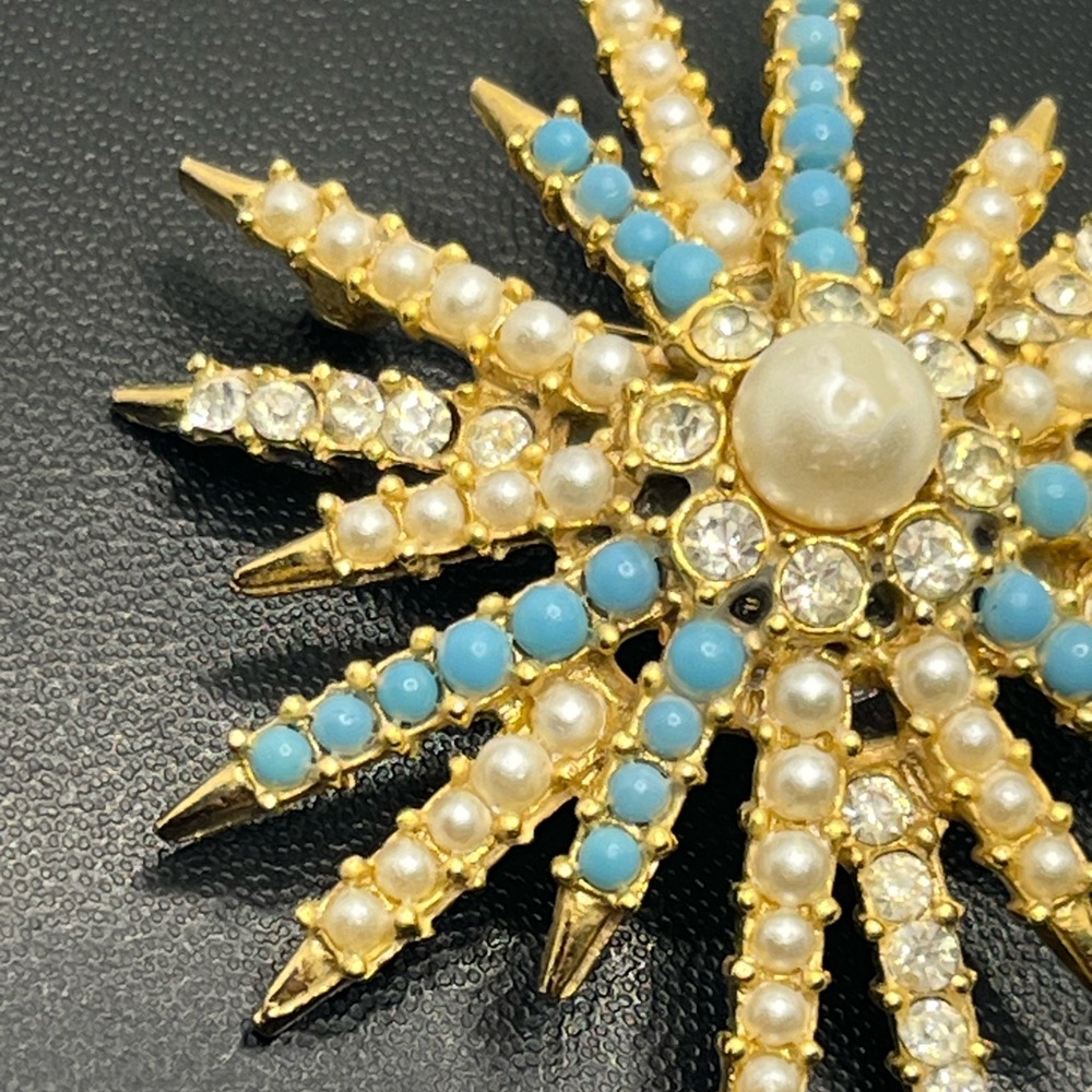MCM starburst faux pearl turquoise rhinestone vintage brooch pin gold tone - Picture 3 of 14
